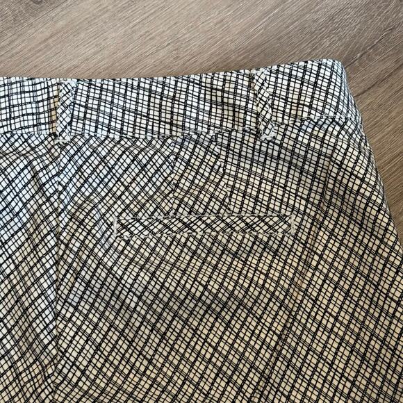 White House Black Market Women’s Bermuda Shorts Sz 8 Career Casual - Picture 5 of 12